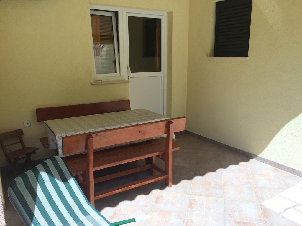 נובי ווינודולסקי Apartment Kolundzic חדר תמונה