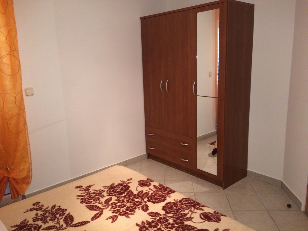 נובי ווינודולסקי Apartment Kolundzic חדר תמונה