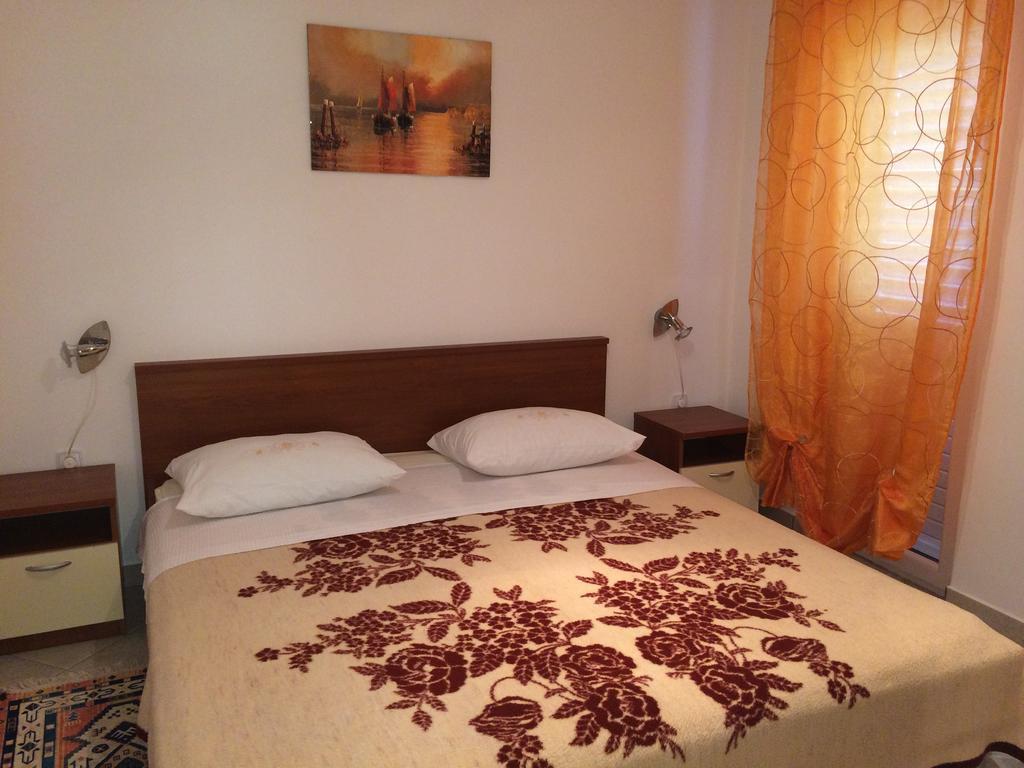 נובי ווינודולסקי Apartment Kolundzic חדר תמונה