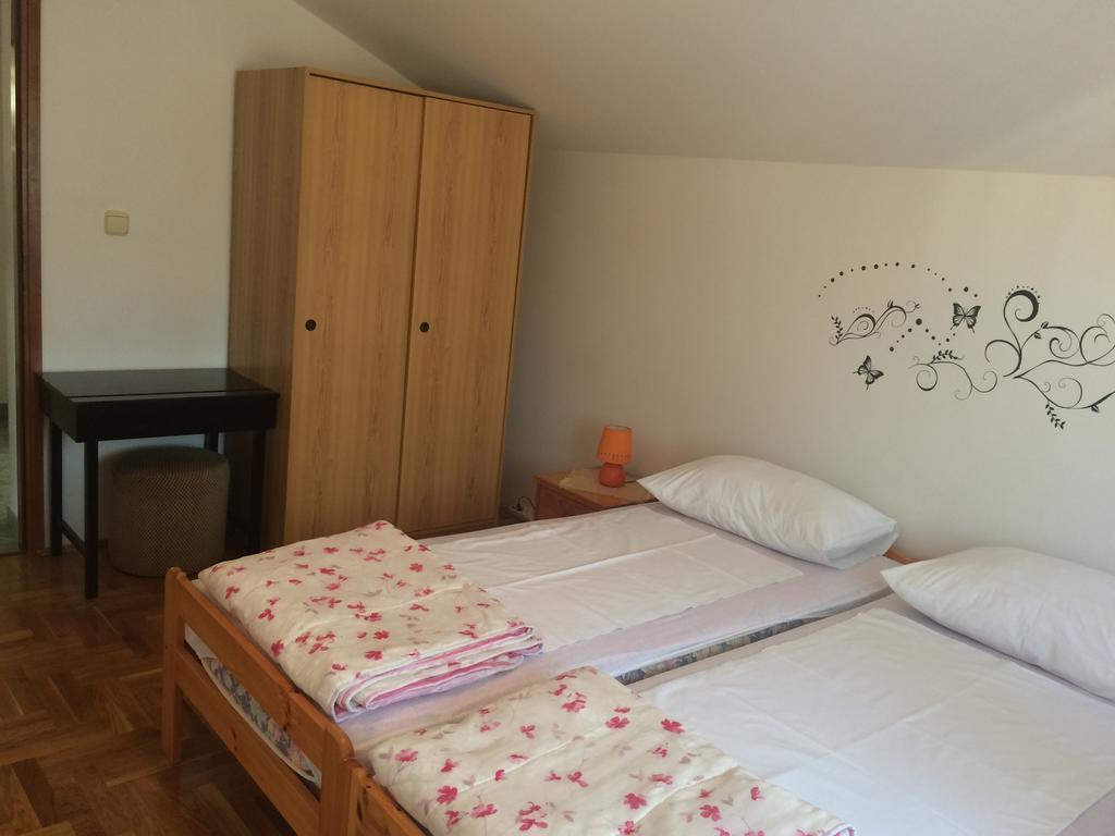 נובי ווינודולסקי Apartment Kolundzic חדר תמונה