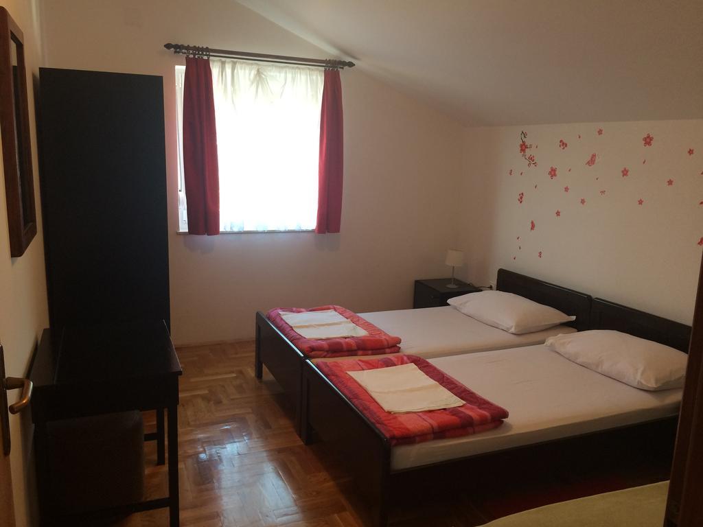 נובי ווינודולסקי Apartment Kolundzic חדר תמונה