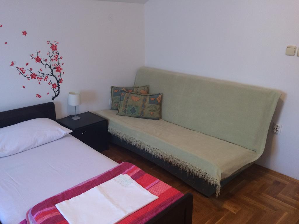 נובי ווינודולסקי Apartment Kolundzic חדר תמונה