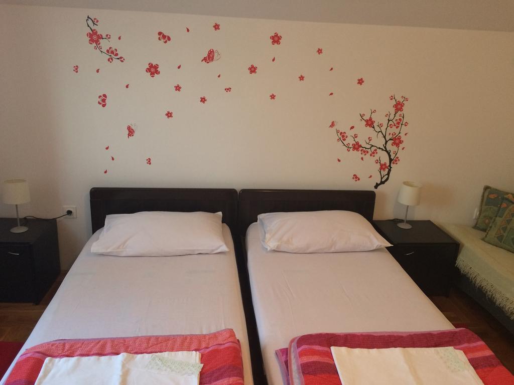 נובי ווינודולסקי Apartment Kolundzic חדר תמונה