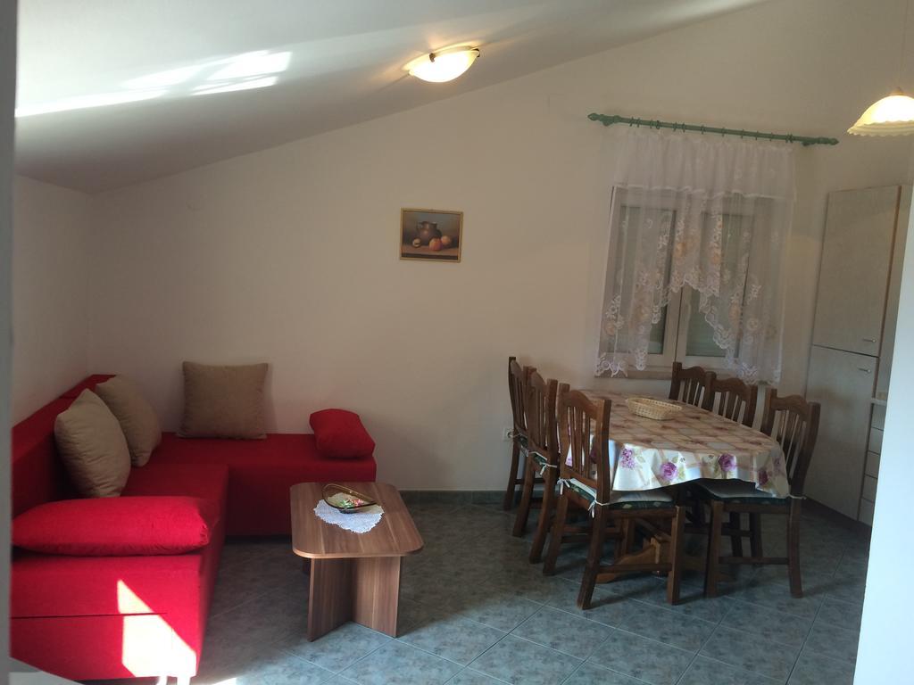 נובי ווינודולסקי Apartment Kolundzic חדר תמונה